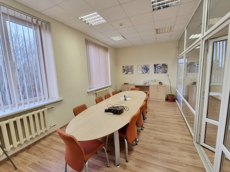 Nuomojamos administracinės, gamybinės, kitos paskirties, paslaugų, prekybos patalpos Lakūnų pl., Aleksotas, Kauno m., Kauno m. sav., 281 m2 ploto 2