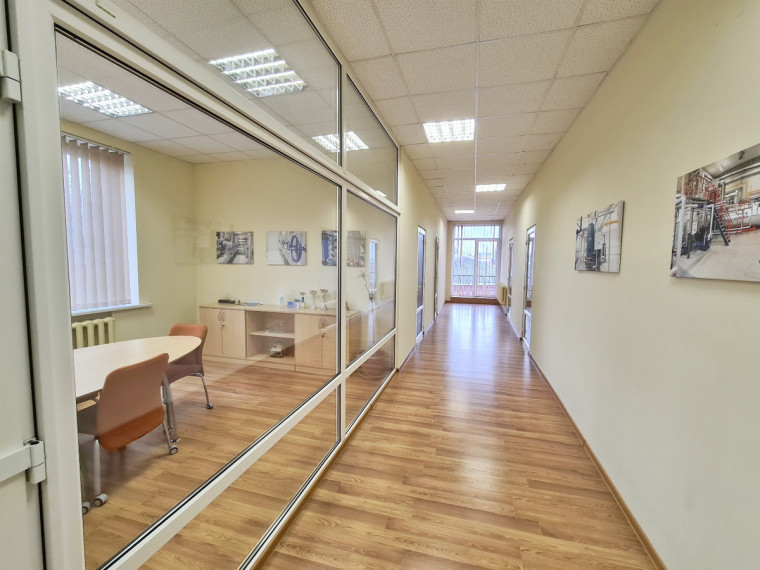 Nuomojamos administracinės, gamybinės, kitos paskirties, paslaugų, prekybos patalpos Lakūnų pl., Aleksotas, Kauno m., Kauno m. sav., 281 m2 ploto 3