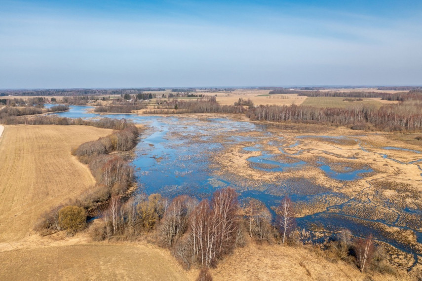 Parduodamas namas Malūno g., Lyksūdės k., Skuodo r. sav., 315 m2 ploto, 2 aukštai 24