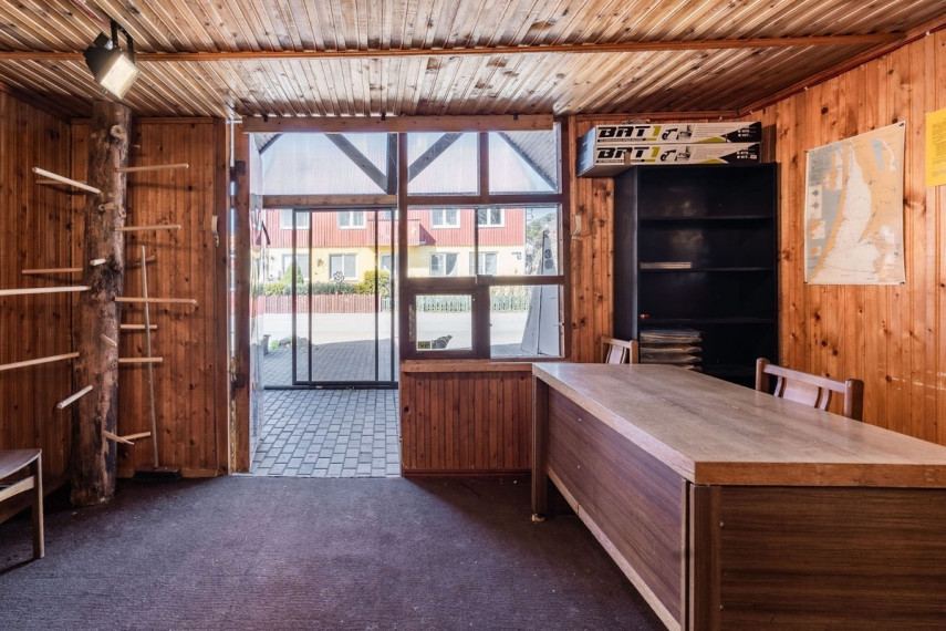 Parduodamos administracinės, gamybinės, kitos paskirties, maitinimo, paslaugų, prekybos, sandėliavimo patalpos Naglių g., Neringos m., Neringos sav., 28.25 m2 ploto 15