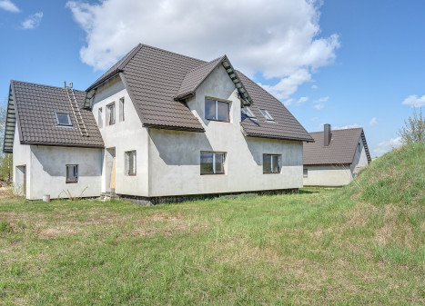 Parduodamas namas Klevų g., Lentvario m., Trakų r. sav., 217 m2 ploto, 2 aukštai