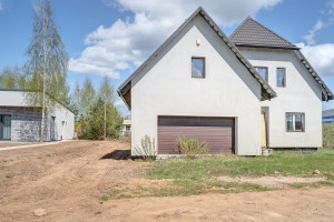 Parduodamas namas Klevų g., Lentvario m., Trakų r. sav., 217 m2 ploto, 2 aukštai 2
