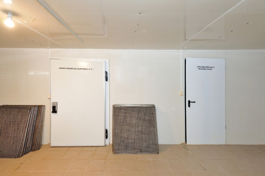 Parduodamos administracinės, gamybinės, kitos paskirties, maitinimo, sandėliavimo patalpos Kriaučiškių k., Kaišiadorių r. sav., 1000 m2 ploto 23
