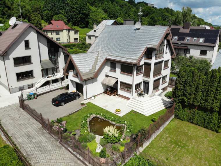 Parduodamas namas Panerių g., Vilijampolė, Kauno m., Kauno m. sav., 430.51 m2 ploto, 4 aukštai 1
