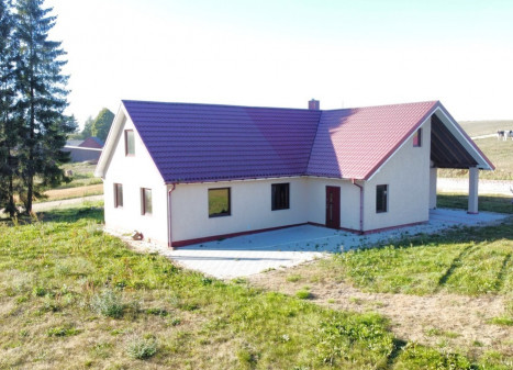 Parduodamas namas Palangos g., Palentinio k., Šilalės r. sav., 160 m2 ploto, 1 aukštai Parduodamas namas Palangos g., Palentinio k., Šilalės r. sav., 160 m2 ploto, 1 aukštai