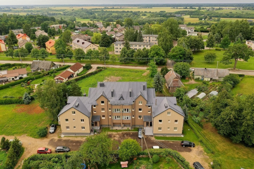Parduodamas butas Šiltnamių g., Babtų k., Kauno r. sav., 110 m2 ploto, 5 kambariai 25