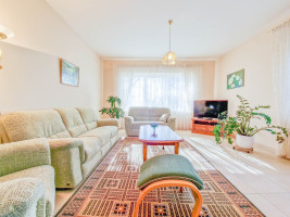 Parduodamas namas Bokšto g., Kluoniškių k., Kauno r. sav., 305 m2 ploto, 2 aukštai 9