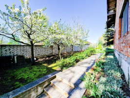 Parduodamas namas Bokšto g., Kluoniškių k., Kauno r. sav., 305 m2 ploto, 2 aukštai 47