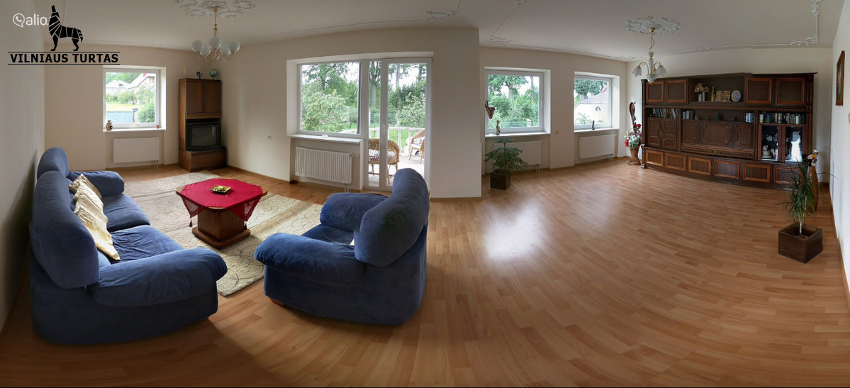 Parduodamas namas Intako g., Smalininkų k., Jurbarko r. sav., 298 m2 ploto, 2 aukštai 6