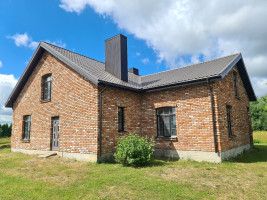 Parduodamas namas Šilelio g., Poderiškių k., Kauno r. sav., 462 m2 ploto, 2 aukštai 2