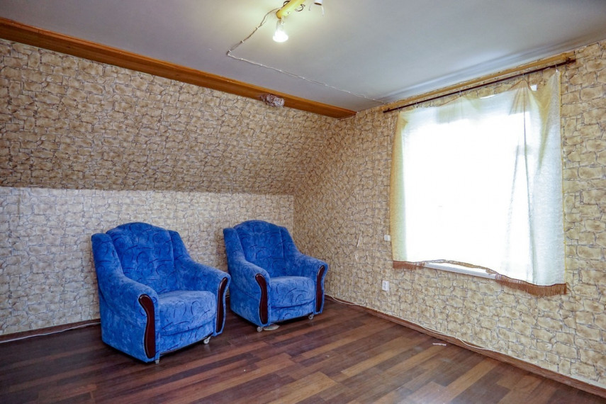 Parduodamas namas Kęstučio g., Biržų m., Biržų r. sav., 200 m2 ploto, 1 aukštai 17