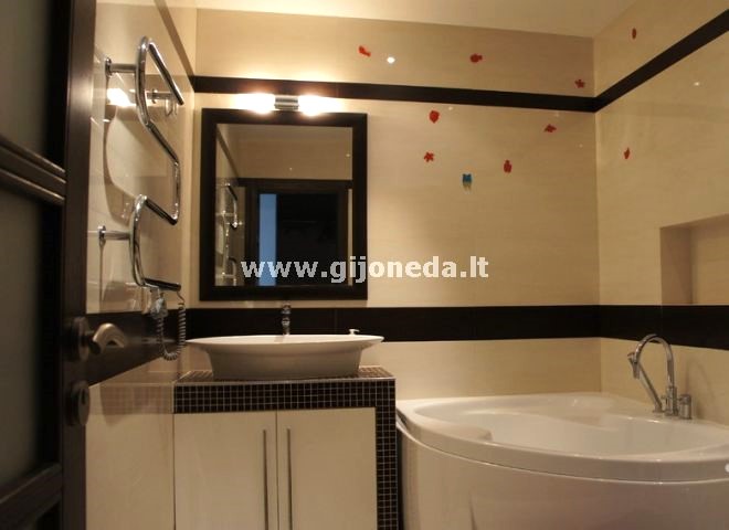 Parduodamas butas Kuosų g., Centras, Klaipėdos m., Klaipėdos m. sav., 64 m² ploto 2 kambariai 4