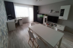 Parduodamas butas Klaipėdos m. sav., 52 m² ploto 2 kambariai 4