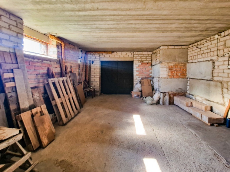 Parduodamas namas Laisvės g., Mažeikių m., Mažeikių r. sav., 199.31 m2 ploto, 1 aukštai 21