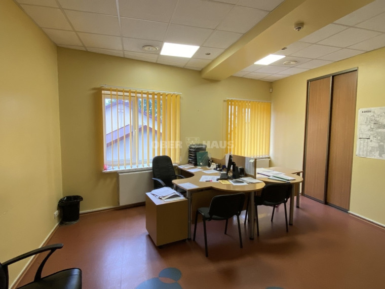 Nuomojamos administracinės patalpos Nemuno g., Centras, Panevėžio m., Panevėžio m. sav., 12 m2 ploto 4