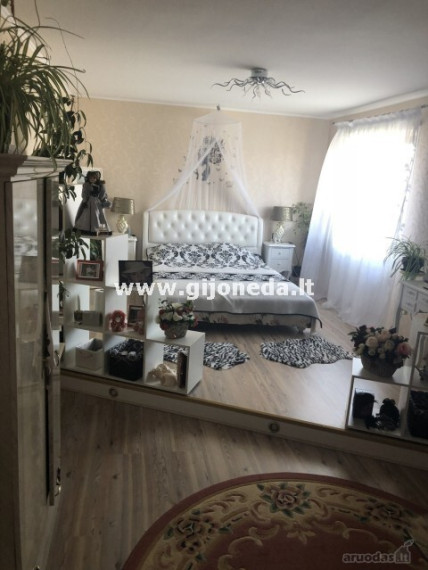 Parduodamas namas Aukštaičių g., Mokyklos, Klaipėdos m., Klaipėdos m. sav., 340 m2 ploto, 3 aukštai 4