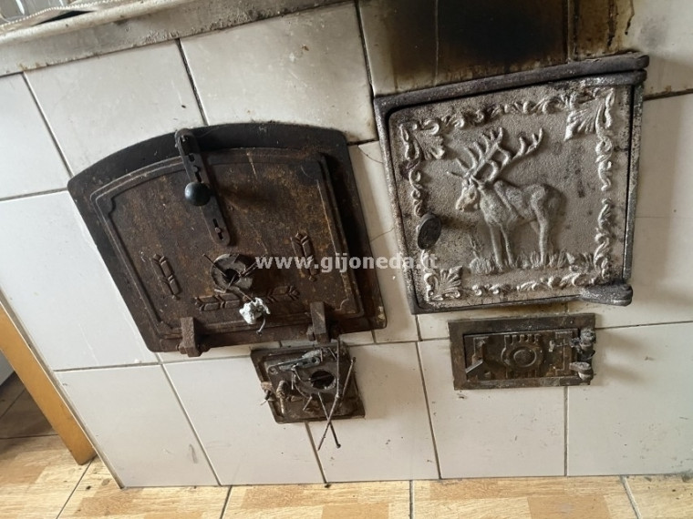 Parduodamas namas Draugystės g., Šnaukštų k., Klaipėdos r. sav., 51 m2 ploto, 2 aukštai 5