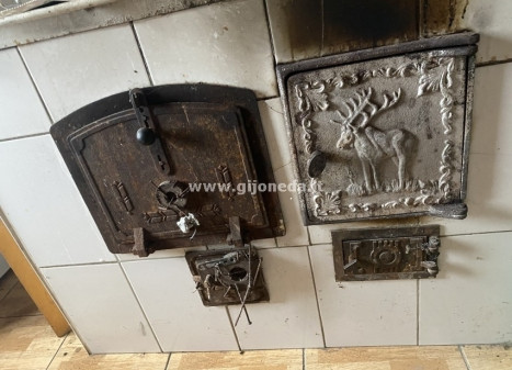 Parduodamas namas Draugystės g., Šnaukštų k., Klaipėdos r. sav., 51 m2 ploto, 2 aukštai