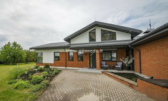 Parduodamas namas Klemiškės II k., Klaipėdos r. sav., 301 m2 ploto, 2 aukštai 1