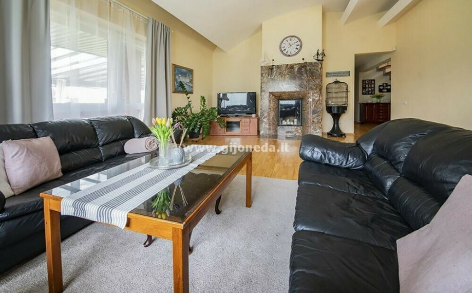 Parduodamas namas Klemiškės II k., Klaipėdos r. sav., 301 m2 ploto, 2 aukštai 6