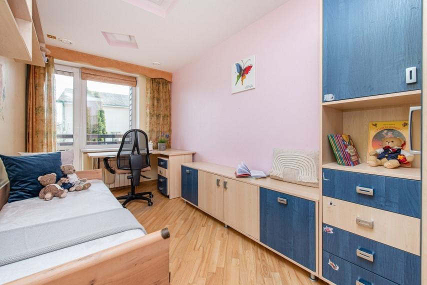 Parduodamas namas Biržiškų g., Naujoji Vilnia, Vilniaus m., Vilniaus m. sav., 276.95 m2 ploto, 2 aukštai 17