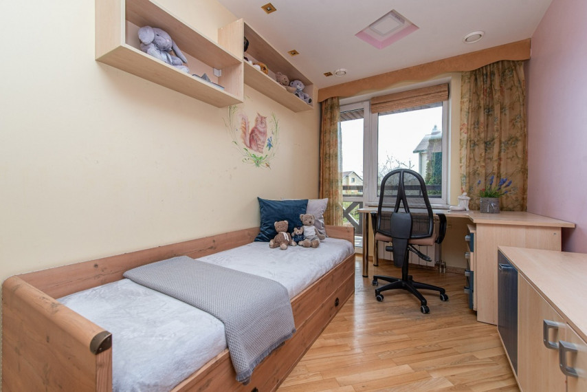 Parduodamas namas Biržiškų g., Naujoji Vilnia, Vilniaus m., Vilniaus m. sav., 276.95 m2 ploto, 2 aukštai 18