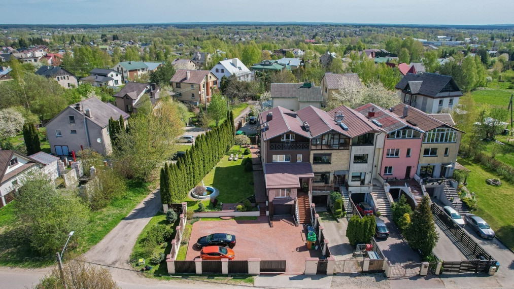Parduodamas namas Biržiškų g., Naujoji Vilnia, Vilniaus m., Vilniaus m. sav., 276.95 m2 ploto, 2 aukštai 28