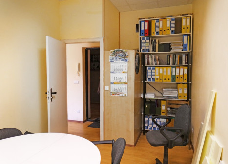 Nuomojamos administracinės patalpos Švitrigailos g., Naujamiestis, Vilniaus m., Vilniaus m. sav., 38 m2 ploto Nuomojamos administracinės patalpos Švitrigailos g., Naujamiestis, Vilniaus m., Vilniaus m. sav., 38 m2 ploto