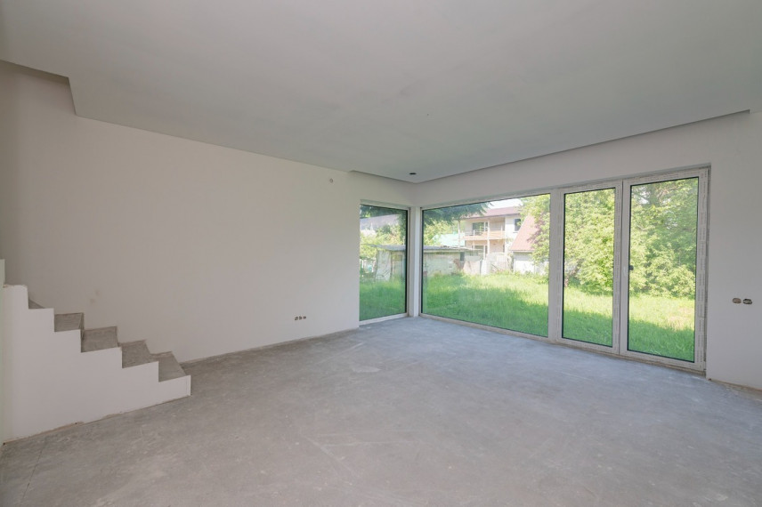 Parduodamas namas Rožių g., Laumėnų k., Kauno r. sav., 80 m2 ploto, 2 aukštai 5