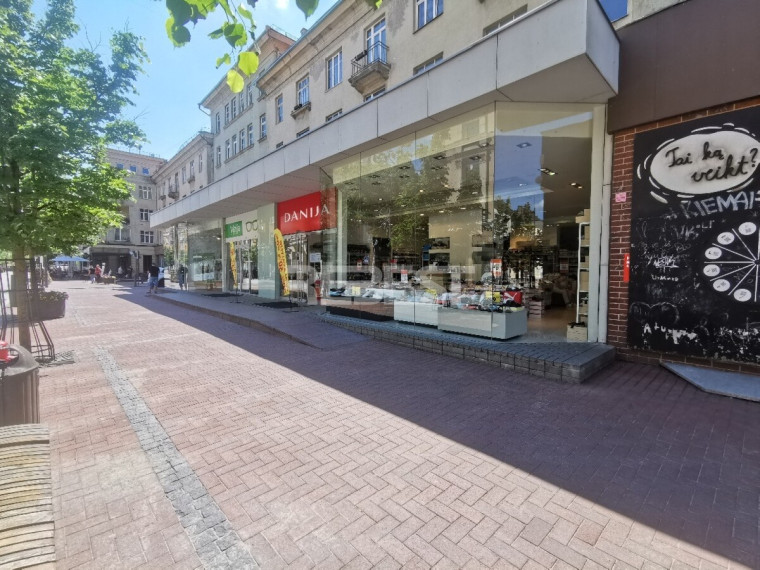 Parduodamos administracinės, paslaugų, prekybos patalpos Vilniaus g., Centras, Šiaulių m., Šiaulių m. sav., 568.8 m2 ploto 1