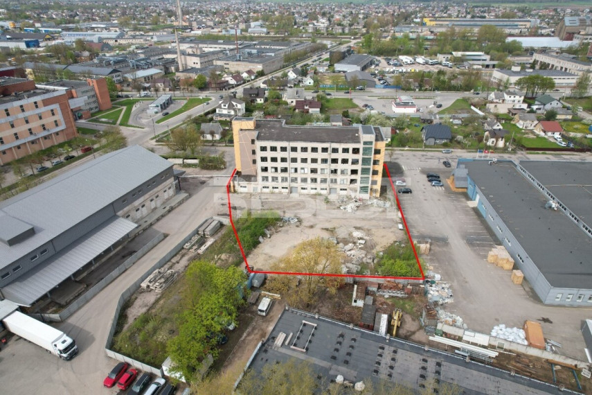 Parduodamos administracinės, paslaugų, prekybos patalpos Šarūno g., Gubernija, Šiaulių m., Šiaulių m. sav., 2435.36 m2 ploto 3