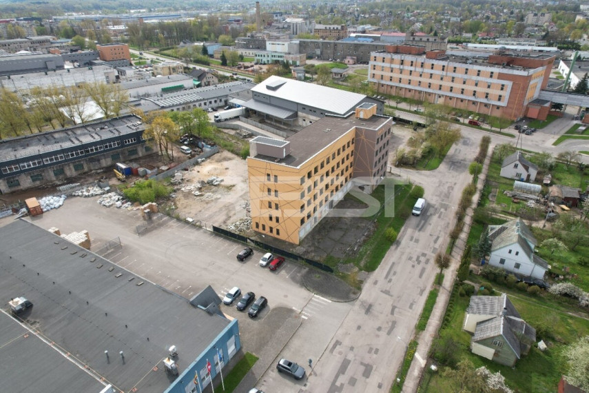 Parduodamos administracinės, paslaugų, prekybos patalpos Šarūno g., Gubernija, Šiaulių m., Šiaulių m. sav., 2435.36 m2 ploto 4