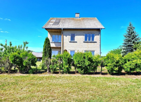 Parduodamas namas Ežero g., Dobilijos k., Kauno r. sav., 212.31 m2 ploto, 2 aukštai