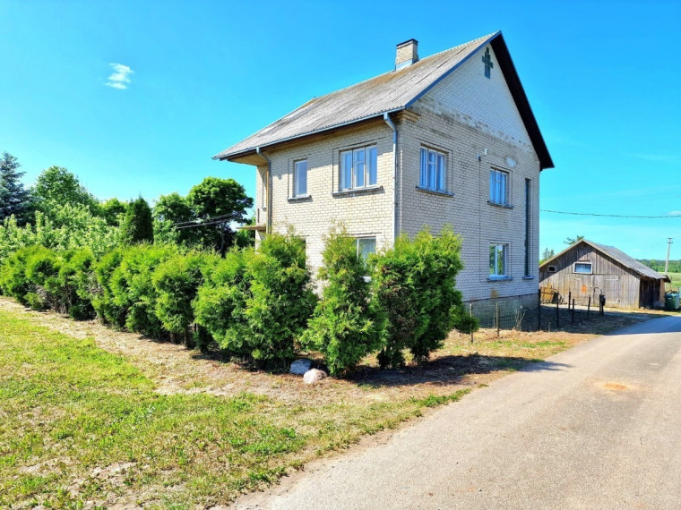 Parduodamas namas Ežero g., Dobilijos k., Kauno r. sav., 212.31 m2 ploto, 2 aukštai 2