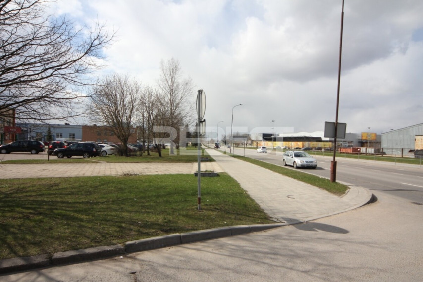 Parduodamos administracinės patalpos Pramonės g., Pabaliai, Šiaulių m., Šiaulių m. sav., 220.64 m2 ploto 2