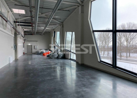 Nuomojamos administracinės, paslaugų, prekybos patalpos Tilžės g., Gubernija, Šiaulių m., Šiaulių m. sav., 400 m2 ploto