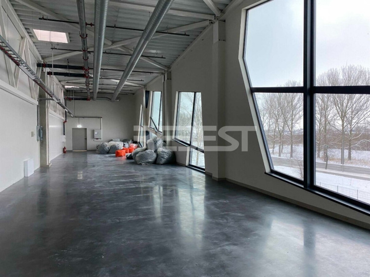 Nuomojamos administracinės, paslaugų, prekybos patalpos Tilžės g., Gubernija, Šiaulių m., Šiaulių m. sav., 400 m2 ploto 1