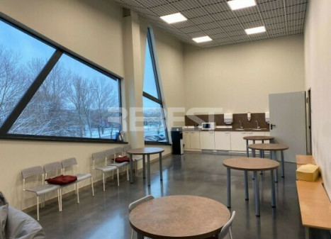 Nuomojamos administracinės, paslaugų, prekybos patalpos Tilžės g., Gubernija, Šiaulių m., Šiaulių m. sav., 400 m2 ploto
