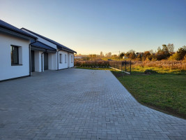 Parduodamas namas Gvazdikų g., Didžiasalio k., Vilniaus r. sav., 130 m2 ploto, 1 aukštai 15