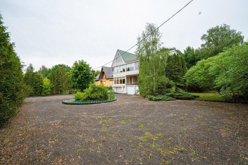 Parduodamas namas Dubliškių g., Lazdynai, Vilniaus m., Vilniaus m. sav., 580 m2 ploto, 2 aukštai 2