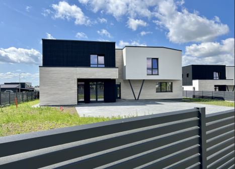Parduodamas namas Savičiūnų g., Kalnėnai, Vilniaus m., Vilniaus m. sav., 153.37 m² ploto 5 kambariai