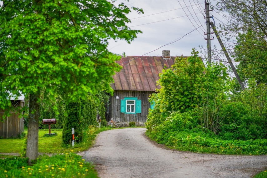 Parduodamas namas Dvaro g., Jasiuliškio k., Ukmergės r. sav., 143.58 m2 ploto, 1 aukštai 2