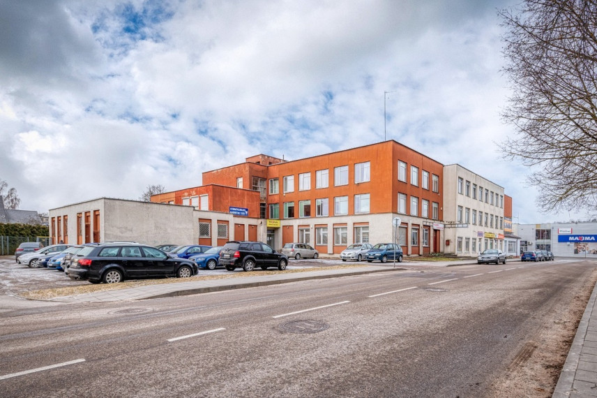 Parduodamos administracinės, paslaugų, prekybos, sandėliavimo patalpos Vytauto g., Prienų m., Prienų r. sav., 751.77 m2 ploto 2