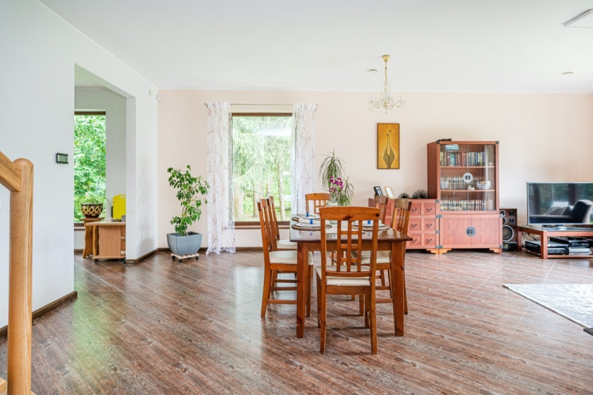 Parduodamas namas Riešės 7-oji g., Grikienių k., Vilniaus r. sav., 230 m2 ploto, 2 aukštai 3