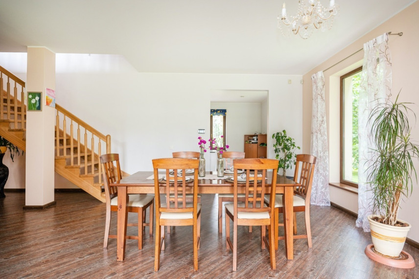 Parduodamas namas Riešės 7-oji g., Grikienių k., Vilniaus r. sav., 230 m2 ploto, 2 aukštai 4
