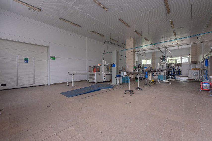 Parduodamos gamybinės, kitos paskirties patalpos Daigyno g., Varinės k., Ukmergės r. sav., 594.11 m2 ploto 11