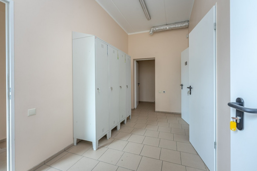Parduodamos gamybinės, kitos paskirties patalpos Daigyno g., Varinės k., Ukmergės r. sav., 594.11 m2 ploto 17