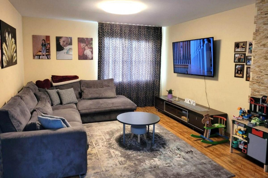 Parduodamas namas Aukštkiemių k., Klaipėdos r. sav., 200 m² ploto 4 kambariai 6