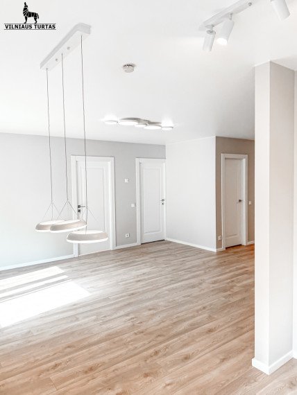 Parduodamas butas Daugėliškio g., Šnipiškės, Vilniaus m., Vilniaus m. sav., 67.06 m2 ploto, 3 kambariai 1