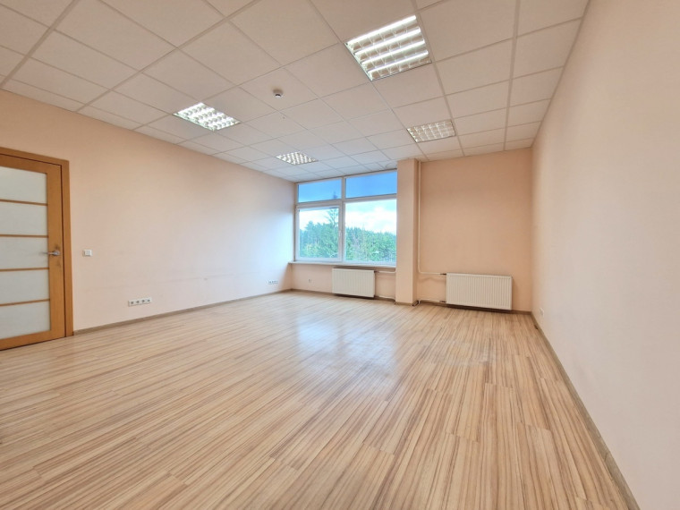 Nuomojamos administracinės patalpos Kirtimų g., Kirtimai, Vilniaus m., Vilniaus m. sav., 300 m2 ploto 3
